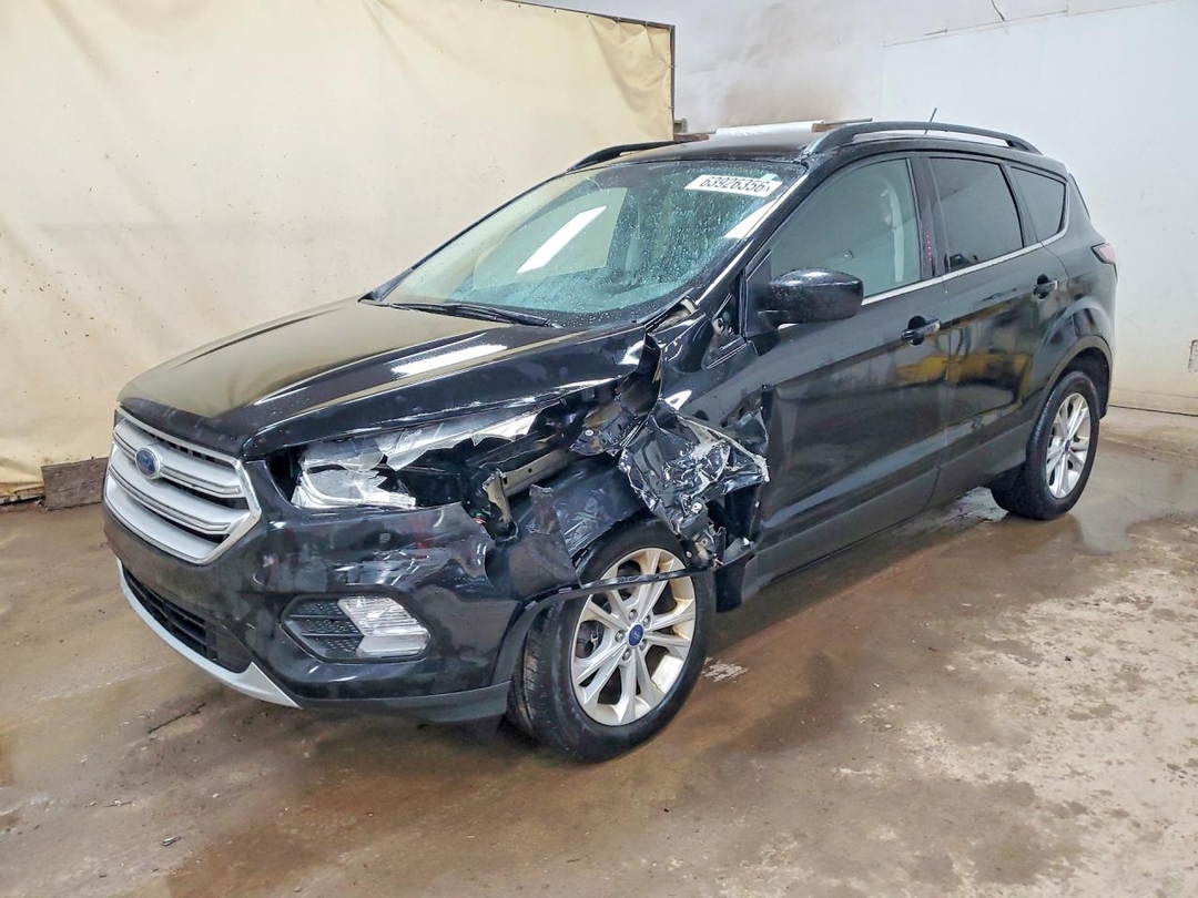 Vista de 2018 FORD ESCAPE SE, ángulo 1