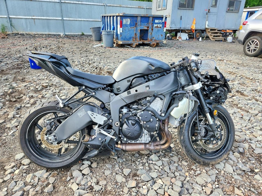 Вид 2024 KAWASAKI ZX636 K, угол 1