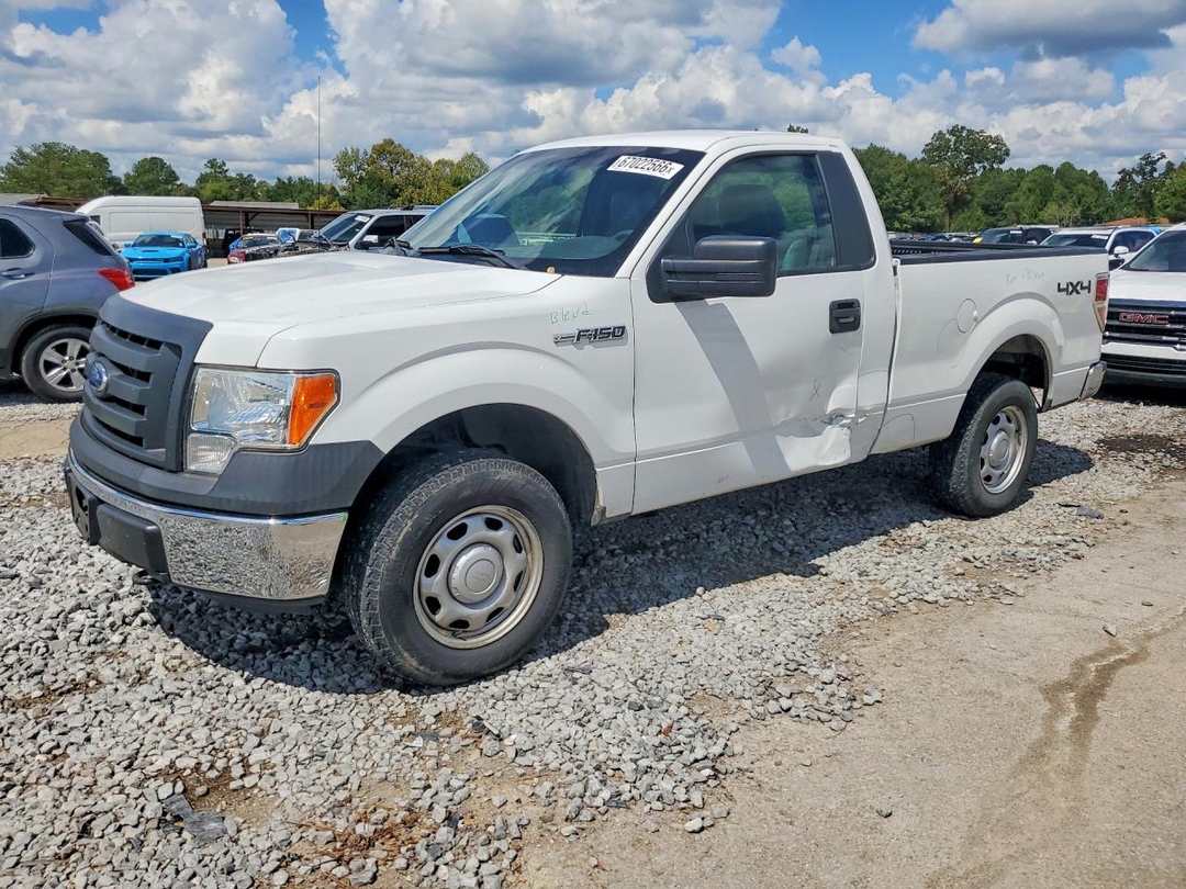 Vue de 2011 FORD F150, angle 1
