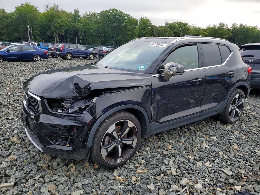 منظر 2019 VOLVO XC40 T5 INSCRIPTION، زاوية 1