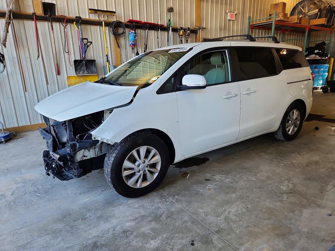 Vedere 2017 KIA SEDONA LX, unghi 1