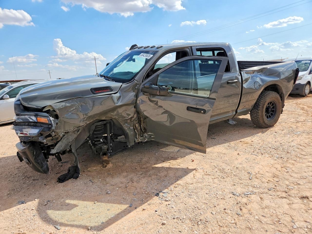 منظر 2026 RAM 2500 TRADESMAN، زاوية 1