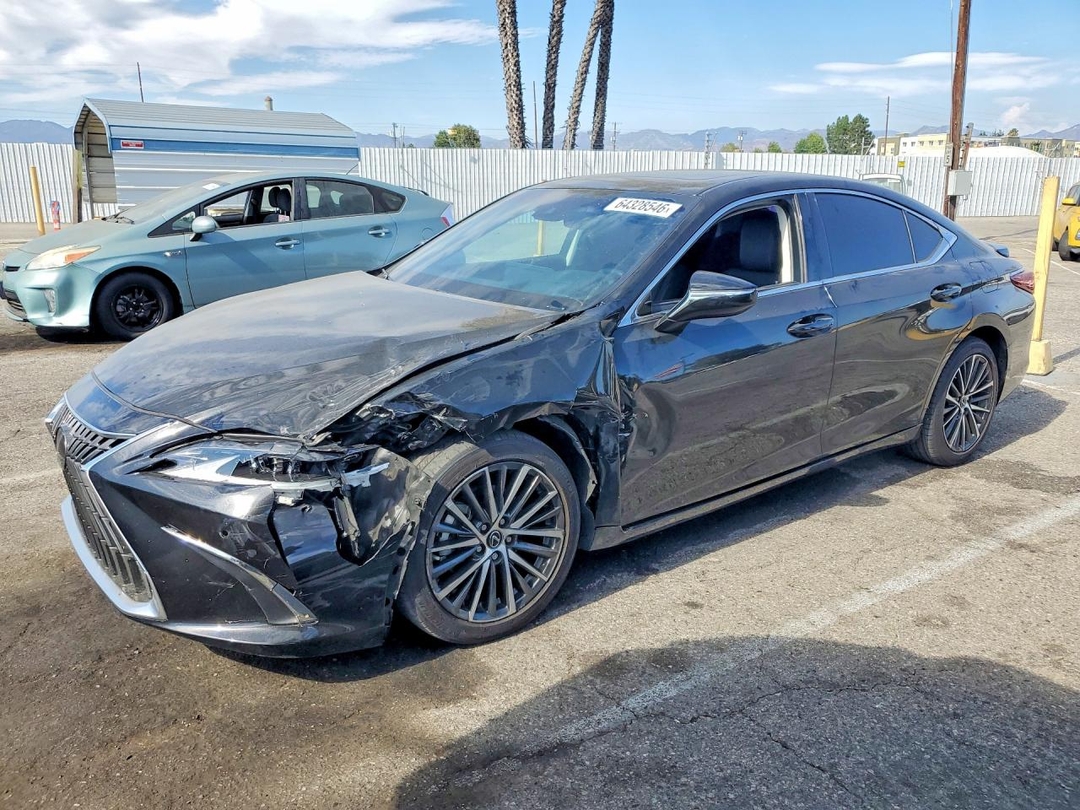 منظر 2024 LEXUS ES 300H BASE، زاوية 1