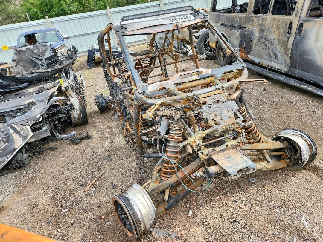 منظر 2023 POLS RZR TURBO R 4 ULTIMATE UTILITY VEHICLE، زاوية 1