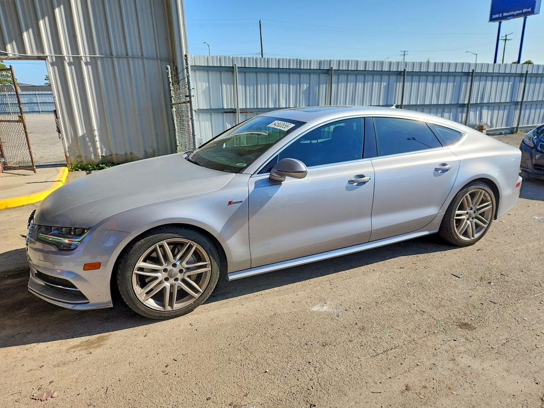 Vue de 2016 AUDI A7 PREMIUM PLUS, angle 1