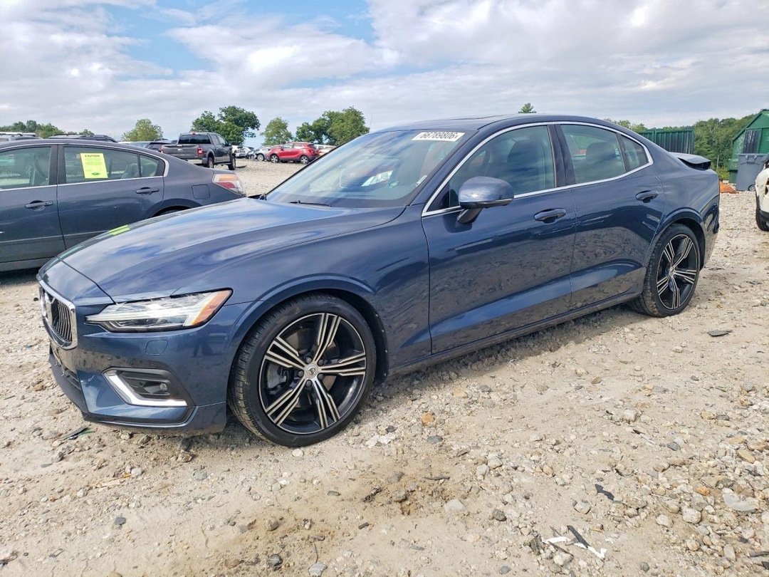 Vista de 2019 VOLVO S60 T6 INSCRIPTION, ángulo 1