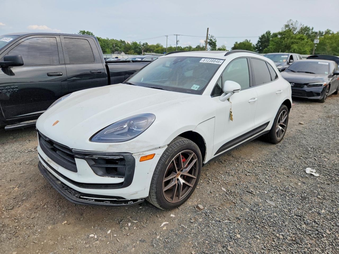 منظر 2024 PORSCHE MACAN S، زاوية 1