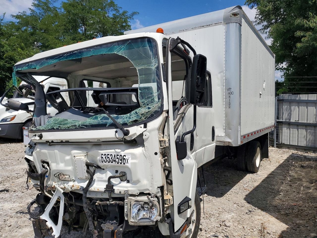 منظر 2021 ISUZU NPR HD BOX TRUCK، زاوية 1
