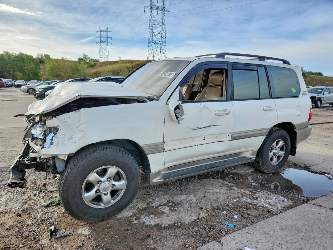 Vue de 2000 TOYOTA LAND CRUISER BASE, angle 1