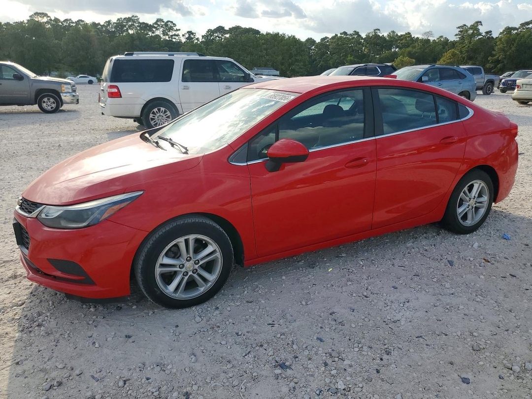 2017 CHEVROLET CRUZE LT view, angle 1