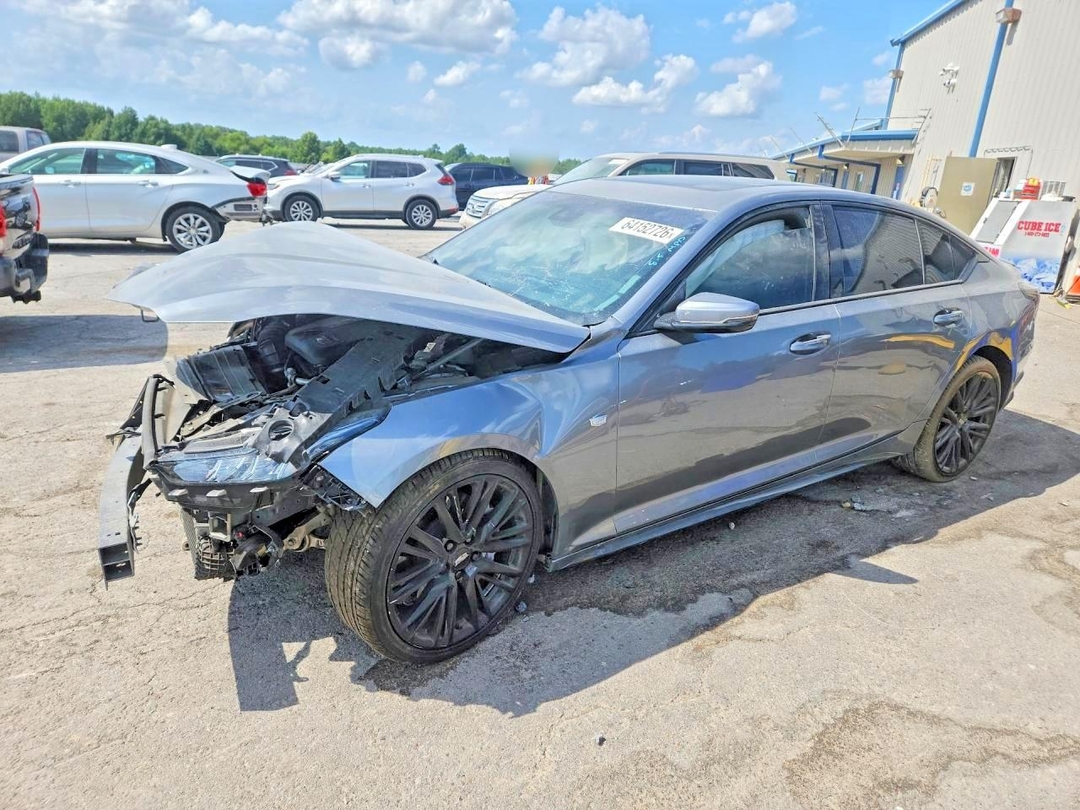 Vista de 2020 CADILLAC CT5 SPORT, ángulo 1