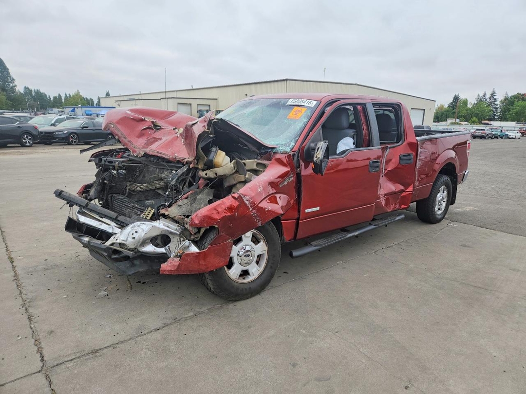 Vue de 2014 FORD F150 SUPERCREW, angle 1