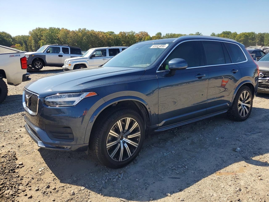 Vista de 2023 VOLVO XC90 CORE, ángulo 1