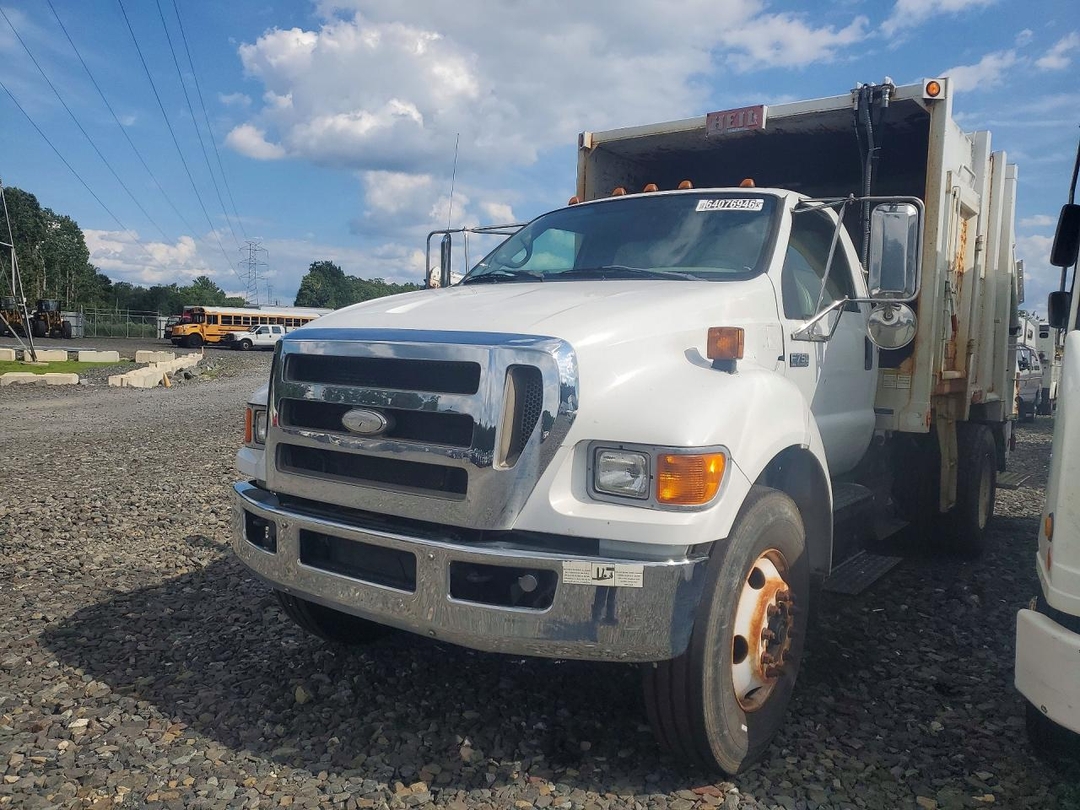 منظر 2008 FORD F750 SUPER DUTY، زاوية 1