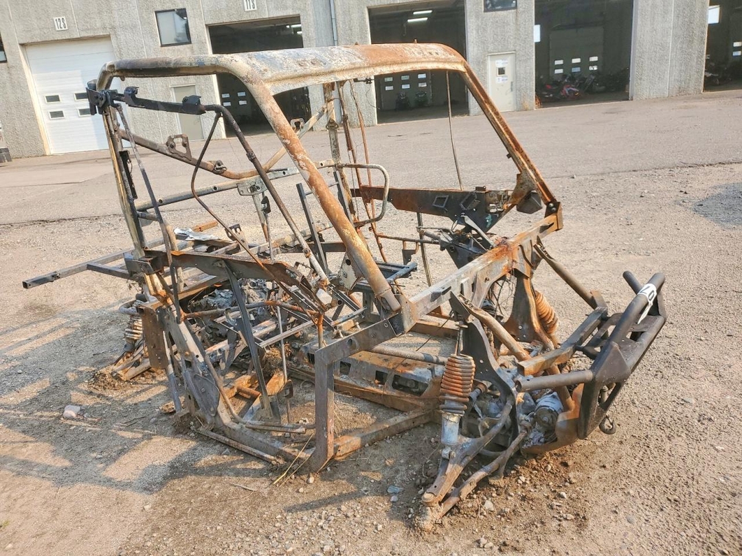 Вид 2021 CAN-AM DEFENDER UTILITY VEHICLE, угол 1