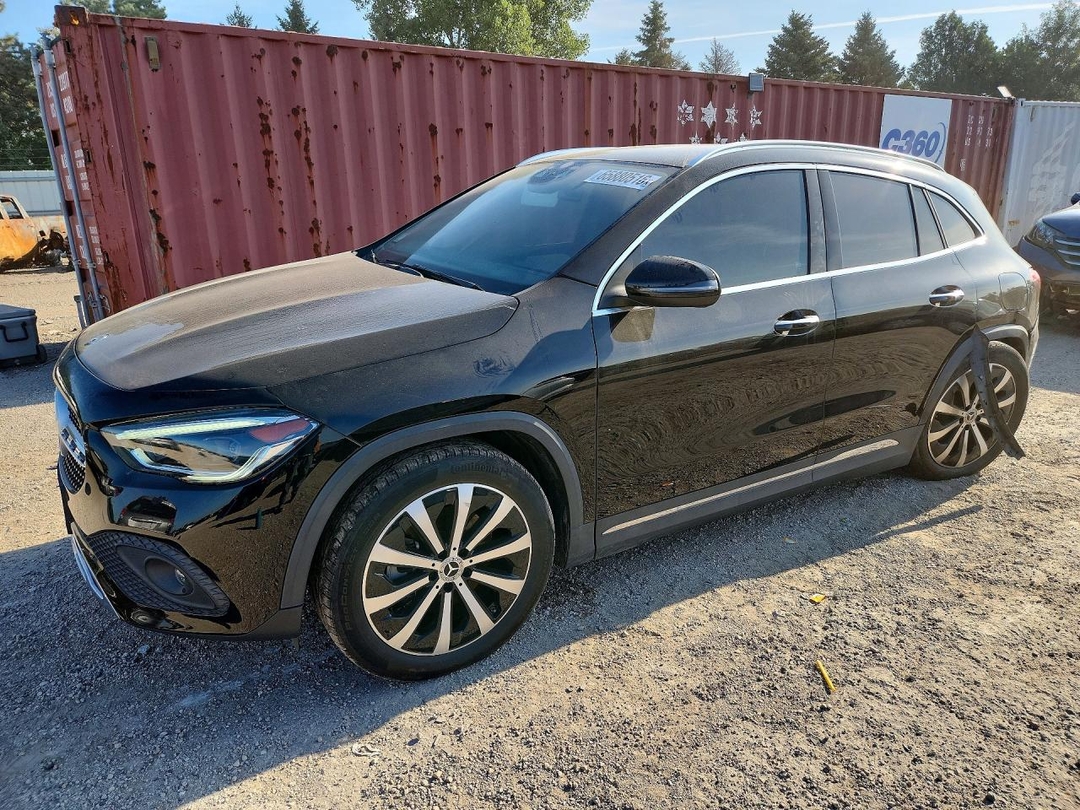 Vue de 2022 MERCEDES-BENZ GLA 250 4MATIC, angle 1