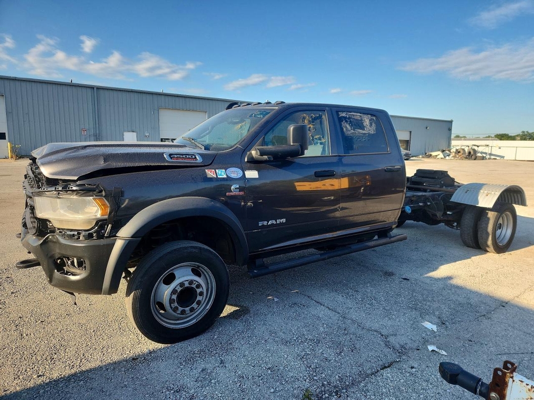 Vue de 2022 RAM 4500, angle 1