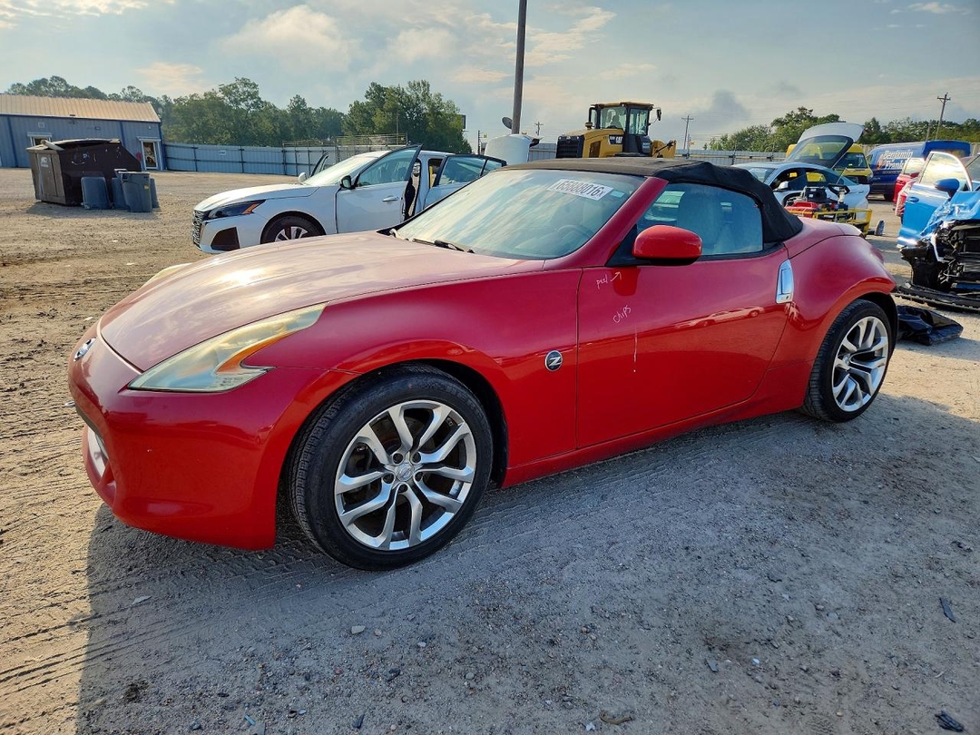 Vue de 2010 NISSAN 370Z ROADSTER, angle 1