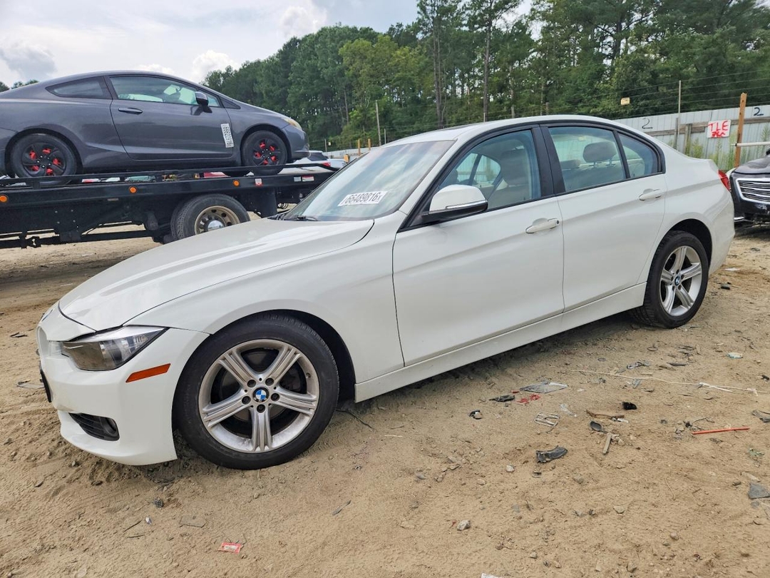 Вид 2013 BMW 328 XI, угол 1