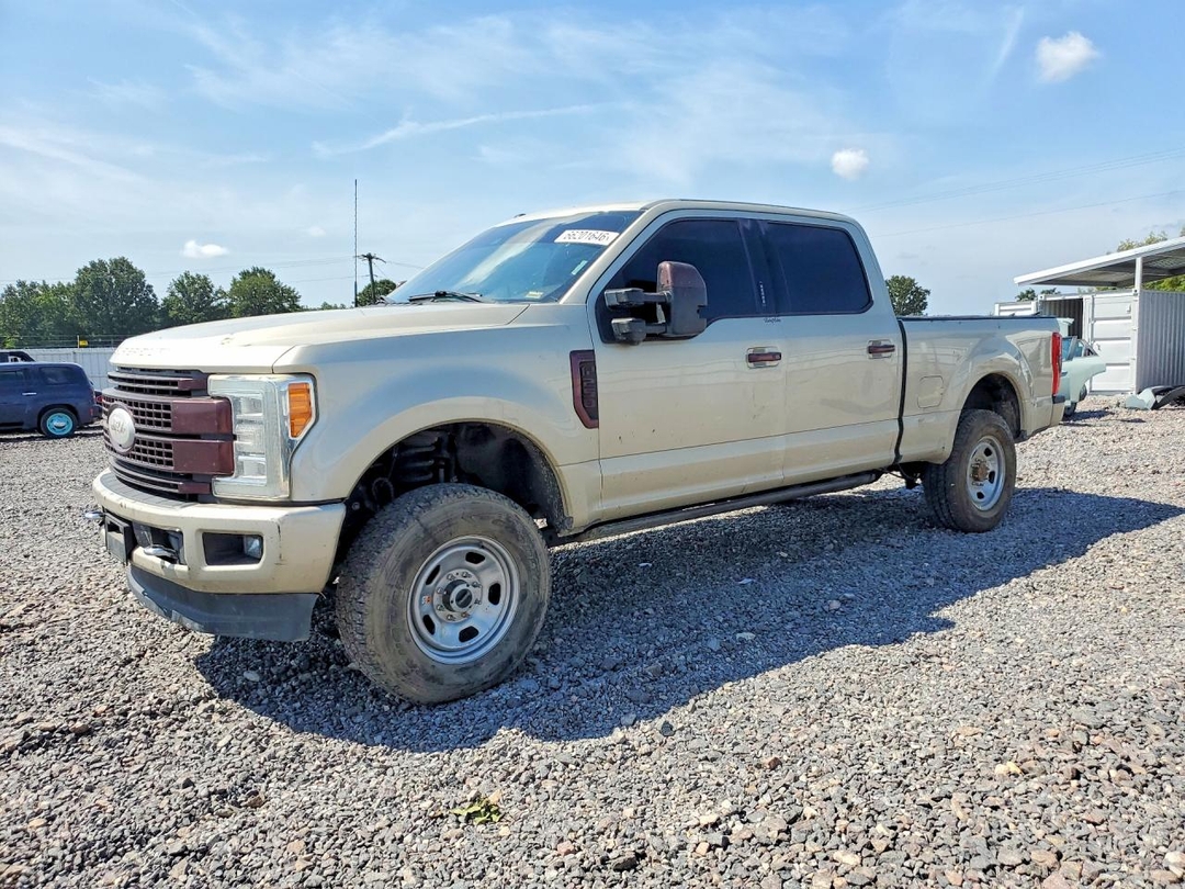 Vista de 2017 FORD F250 SUPER DUTY, ángulo 1