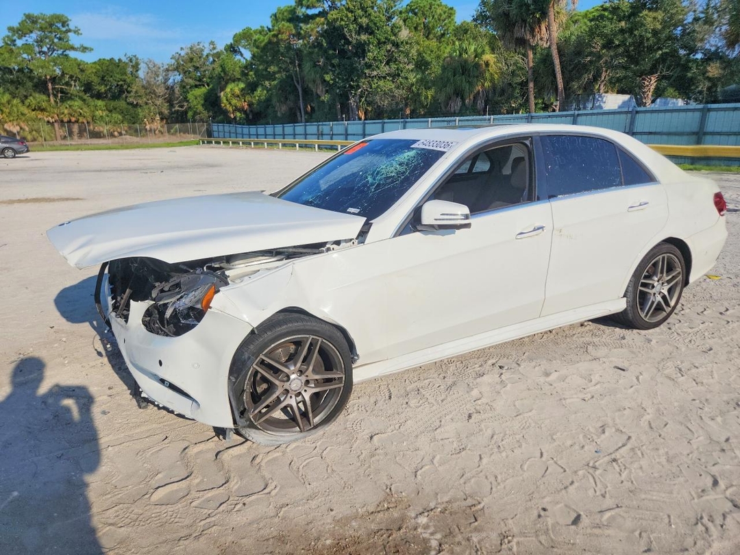 منظر 2015 MERCEDES-BENZ E 400، زاوية 1