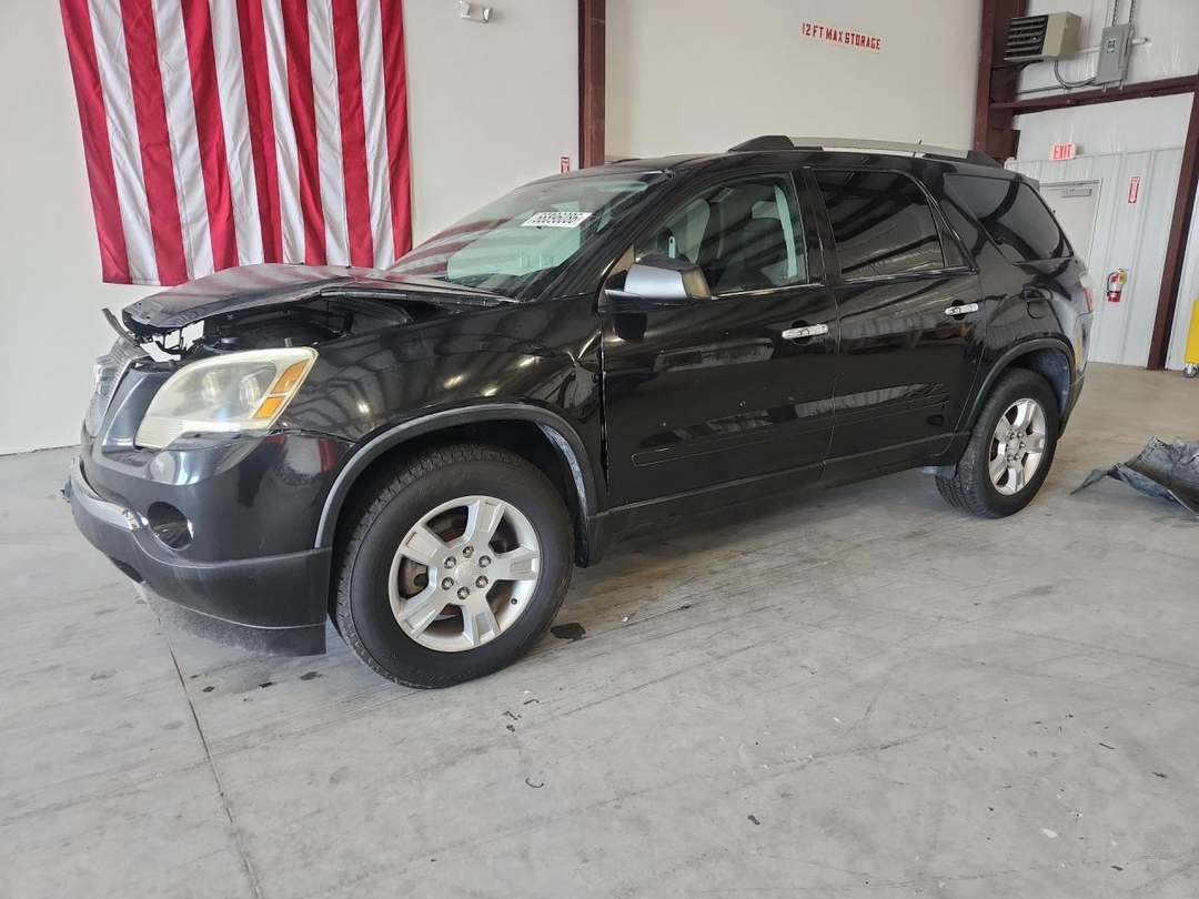 منظر 2011 GMC ACADIA SLE، زاوية 1