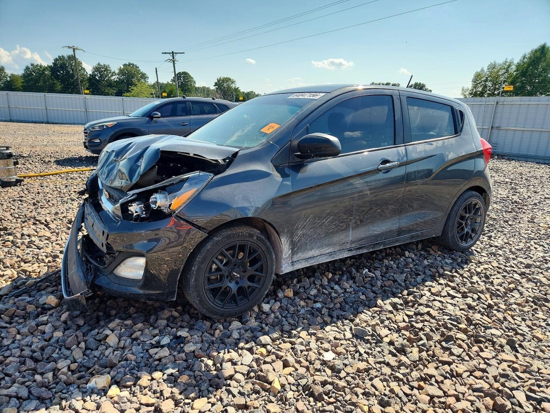 Vue de 2020 CHEVROLET SPARK LS, angle 1