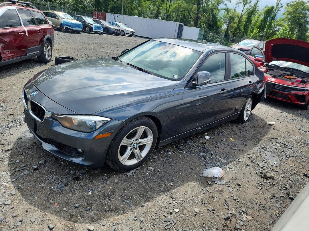 Вид 2013 BMW 328 XI SULEV, угол 1