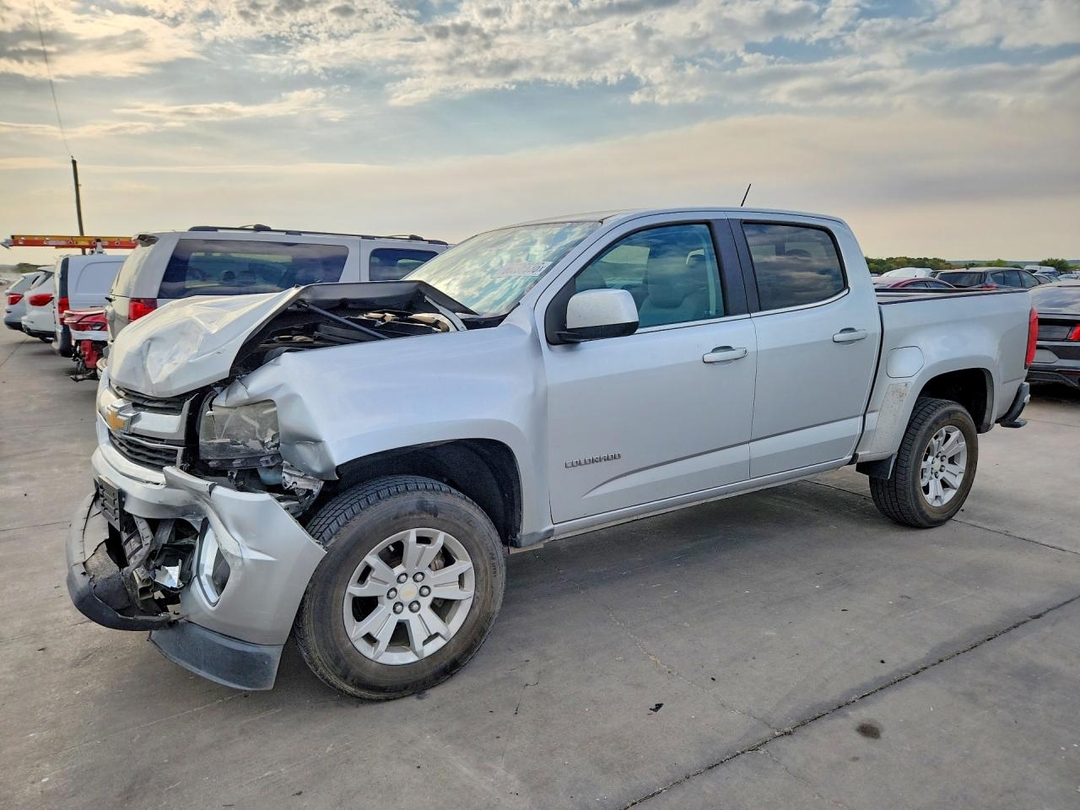 Вид 2016 CHEVROLET COLORADO LT, угол 1