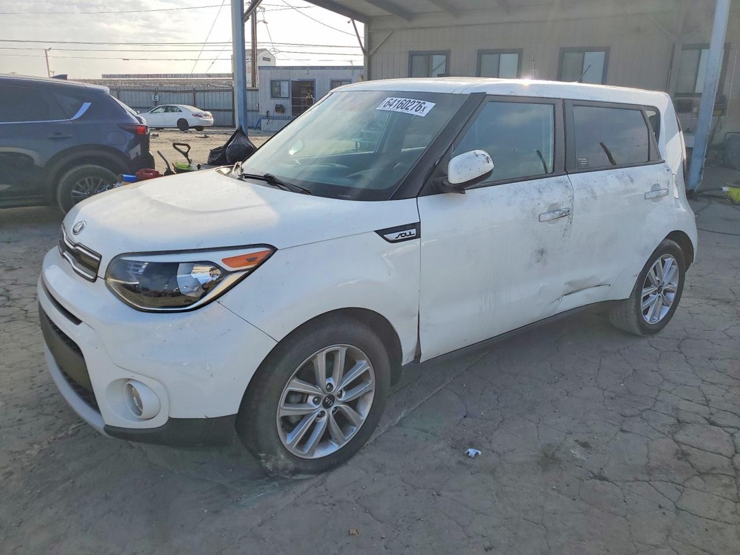 منظر 2019 KIA SOUL +، زاوية 1
