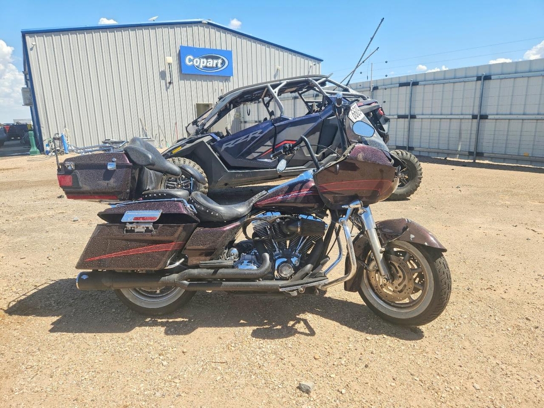 Vista de 2007 HARLEY-DAVIDSON FLTR, ángulo 1