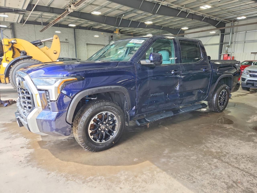 Vedere 2025 TOYOTA TUNDRA SR5, unghi 1