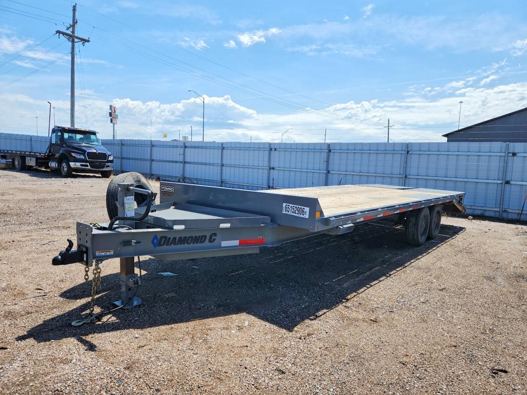 Vista de 2024 DIAMOND C EQUIPMENT TRAILER, ángulo 1