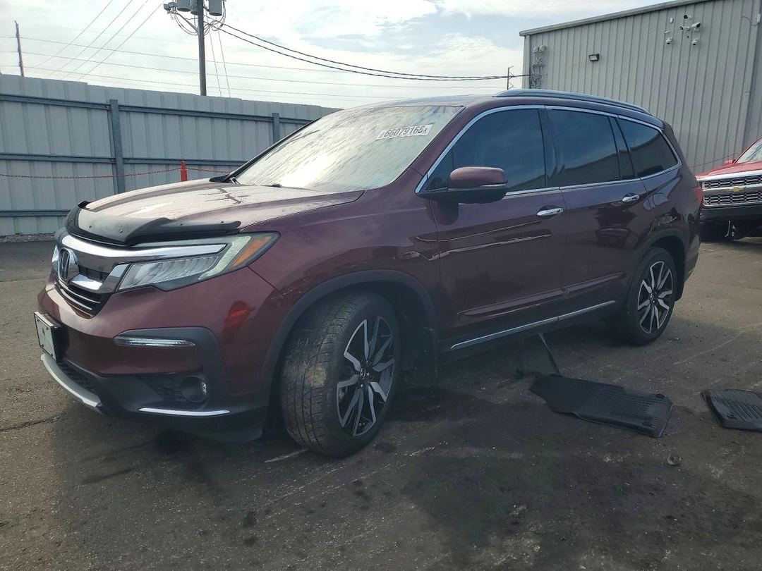 Vue de 2021 HONDA PILOT TOURING, angle 1