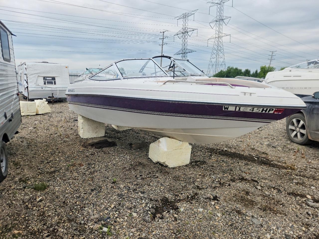 منظر 1995 FOUR WINNS BOAT، زاوية 1