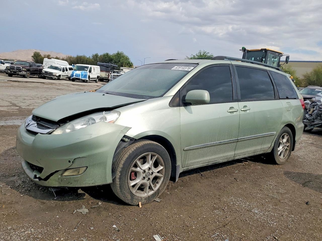 Vue de 2006 TOYOTA SIENNA XLE LIMITED 7 PASSENGER, angle 1
