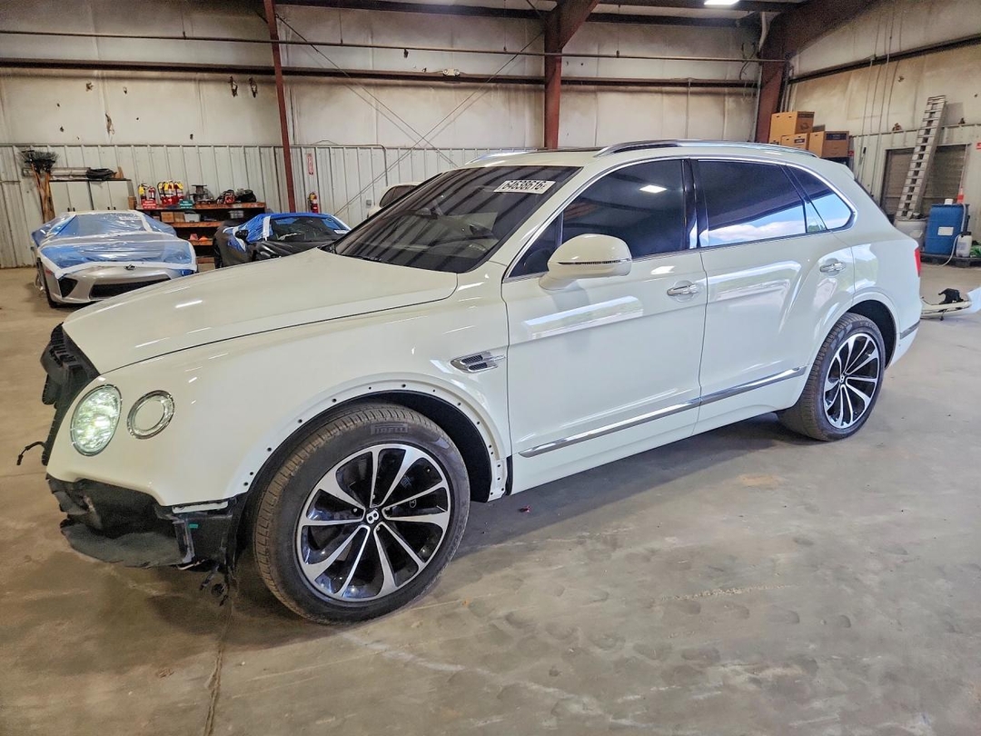 منظر 2017 BENTLEY BENTAYGA، زاوية 1