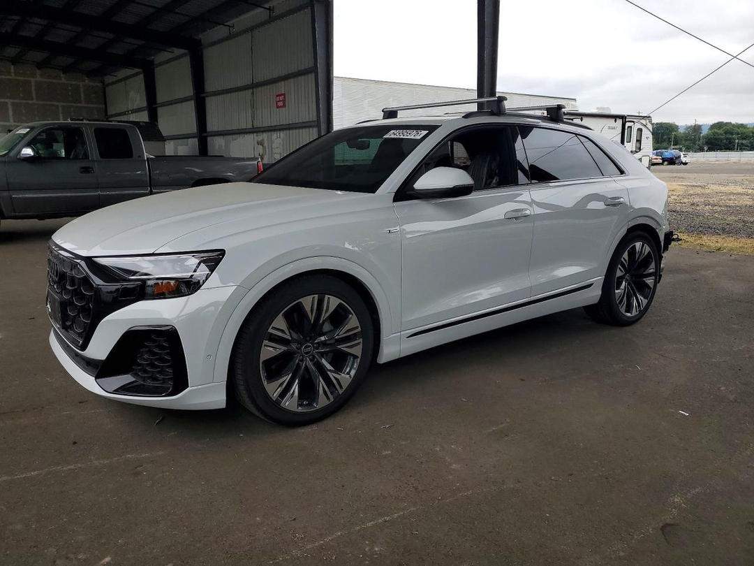 Vista de 2025 AUDI Q8 PREMIUM PLUS S-LINE, ángulo 1