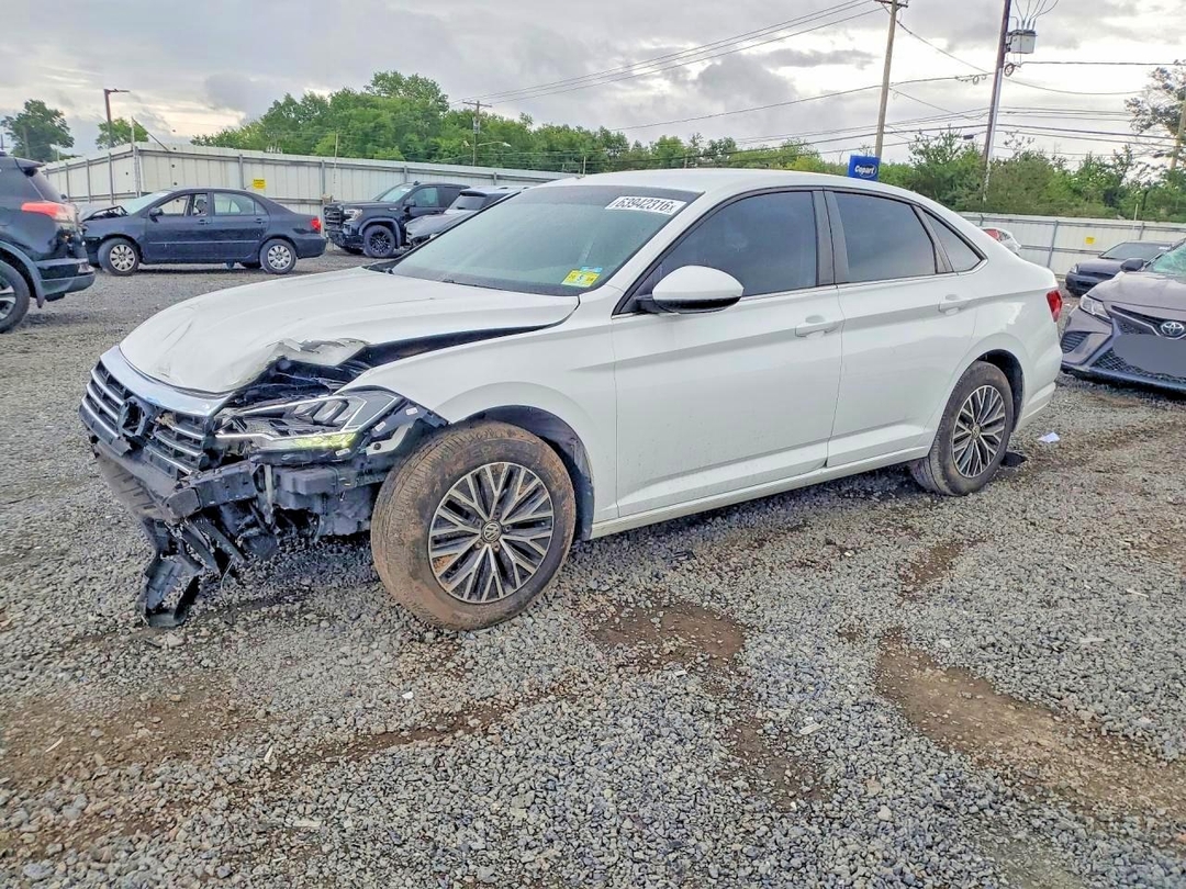 Vue de 2021 VOLKSWAGEN JETTA S, angle 1