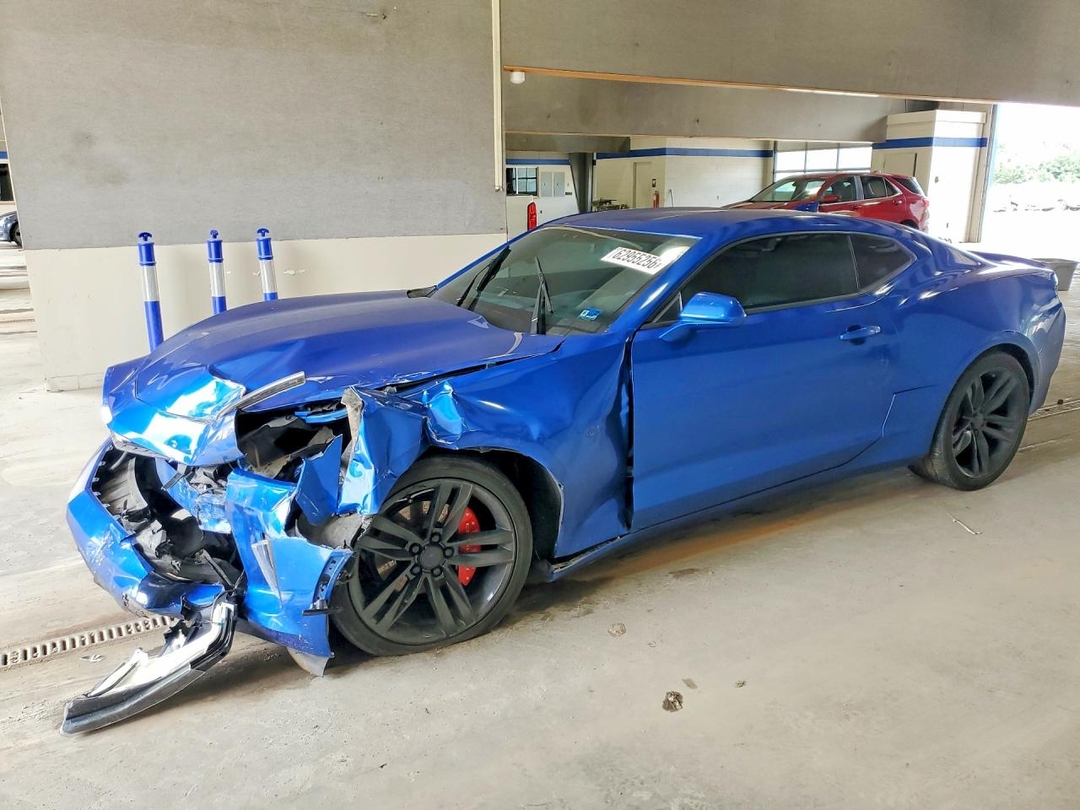 منظر 2016 CHEVROLET CAMARO LT، زاوية 1