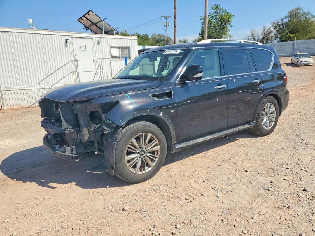 Vue de 2018 INFINITI QX80 BASE, angle 1