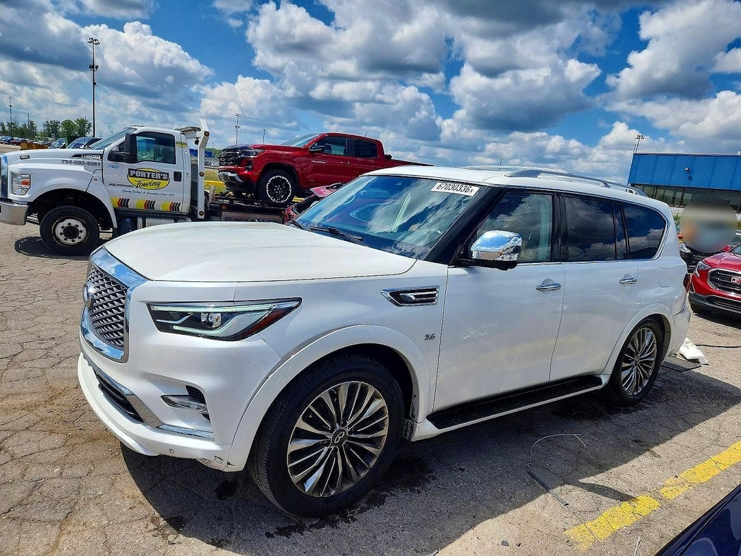 Vista de 2020 INFINITI QX80 LUXE, ángulo 1