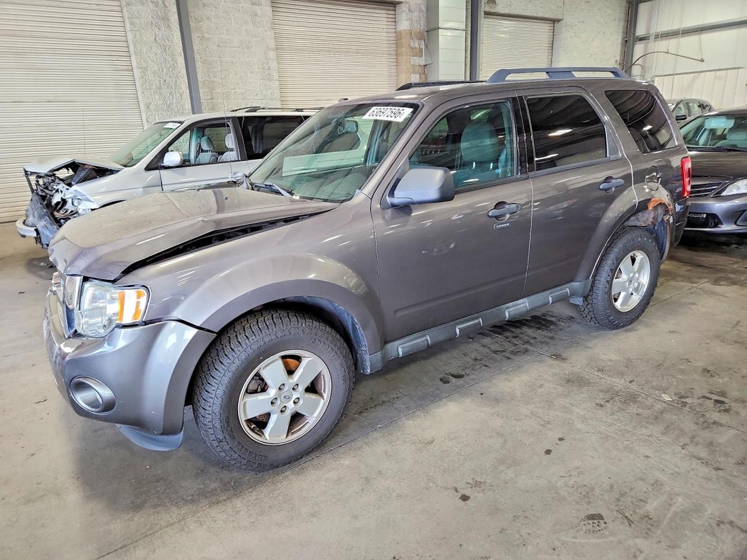 منظر 2012 FORD ESCAPE XLT، زاوية 1