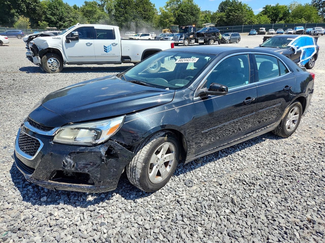 Vue de 2014 CHEVROLET MALIBU LS, angle 1