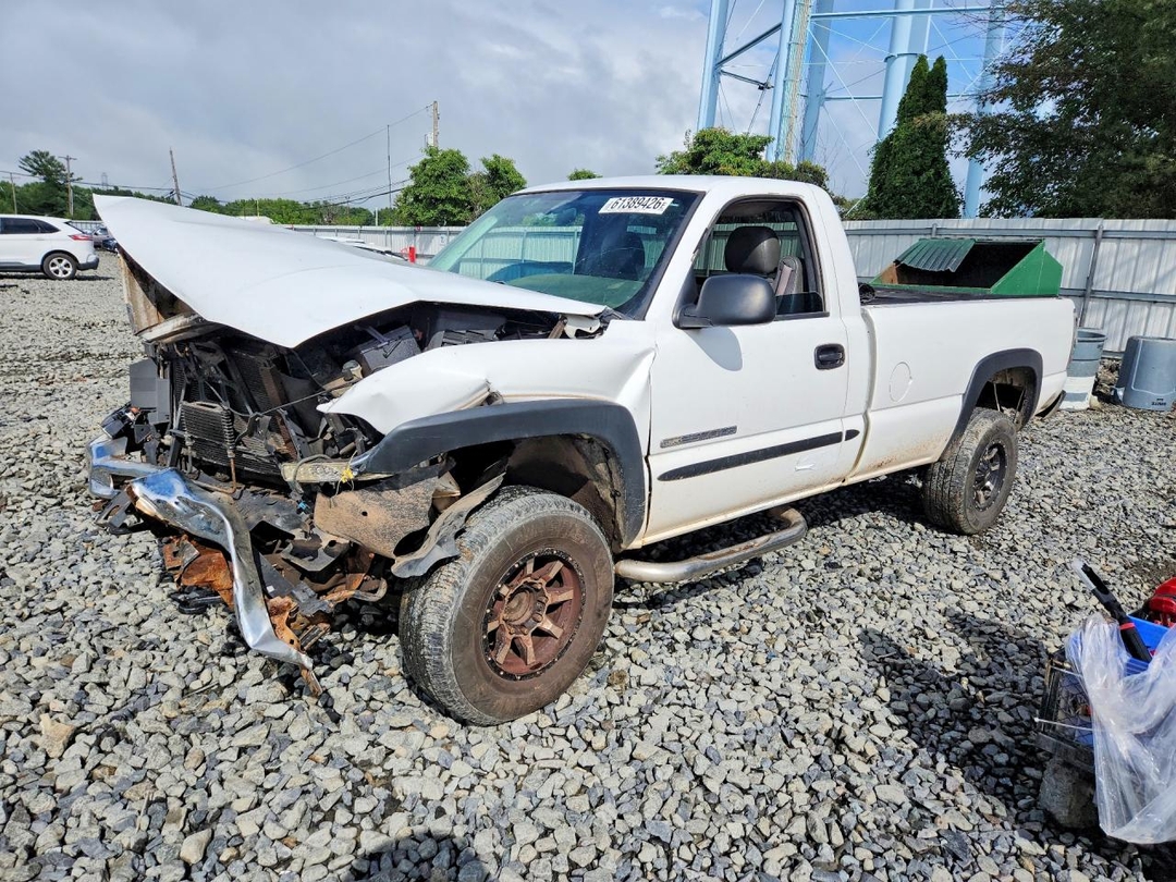 Vue de 2004 GMC SIERRA C2500 HEAVY DUTY, angle 1