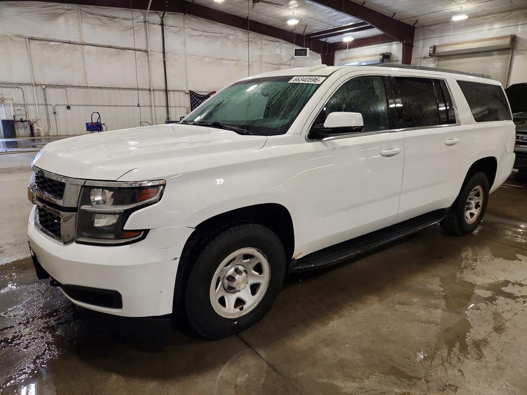 منظر 2018 CHEVROLET SUBURBAN K1500، زاوية 1