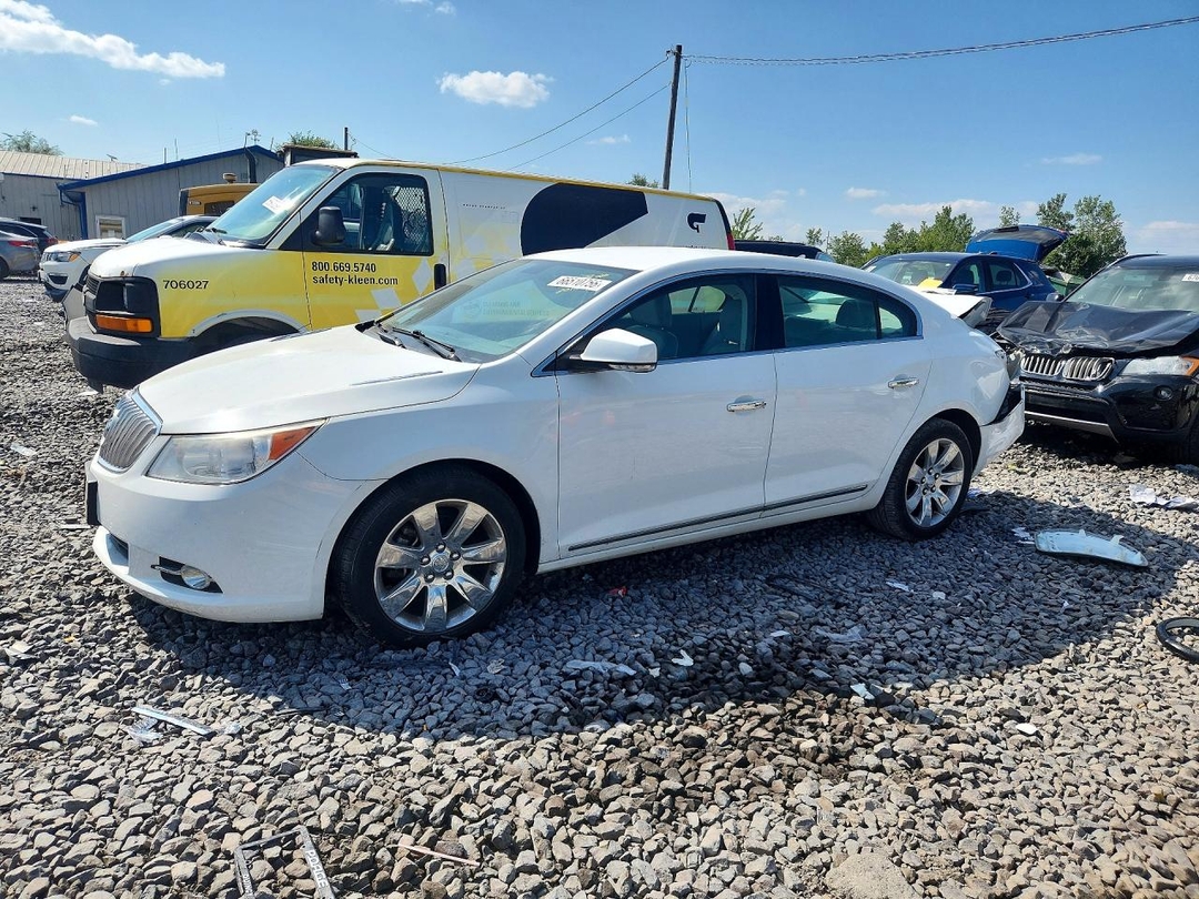 Вид 2010 BUICK LACROSSE CXL, угол 1