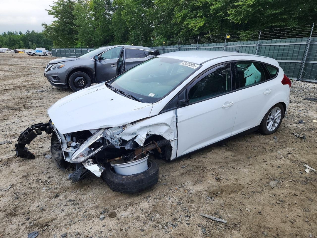 Vue de 2018 FORD FOCUS SE, angle 1
