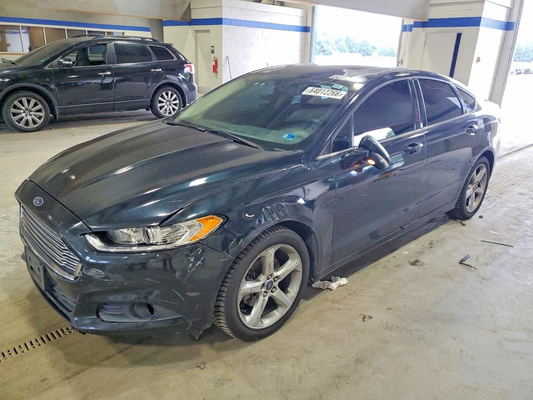 Вид 2014 FORD FUSION SE, угол 1