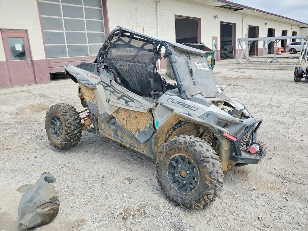 Vue de 2021 POLARIS RZR XP TURBO UTILITY VEHICLE, angle 1